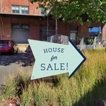 House For Sale - Arrow-Shaped Directional 6