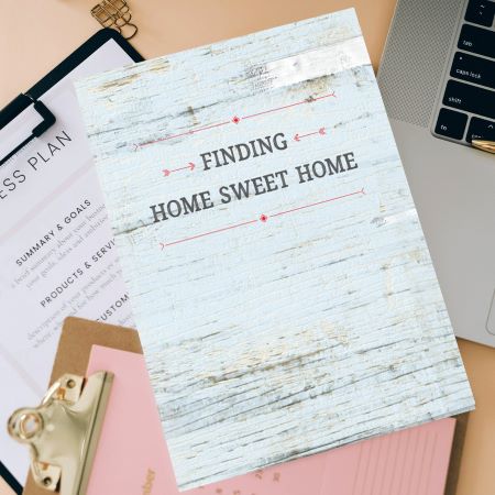 Presentation Folder - Finding Home Sweet Home 1